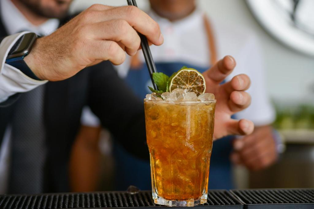 Lloret Vibe Affiliated by FERGUS — Restaurant & bars in Lloret de Mar, Catalonia