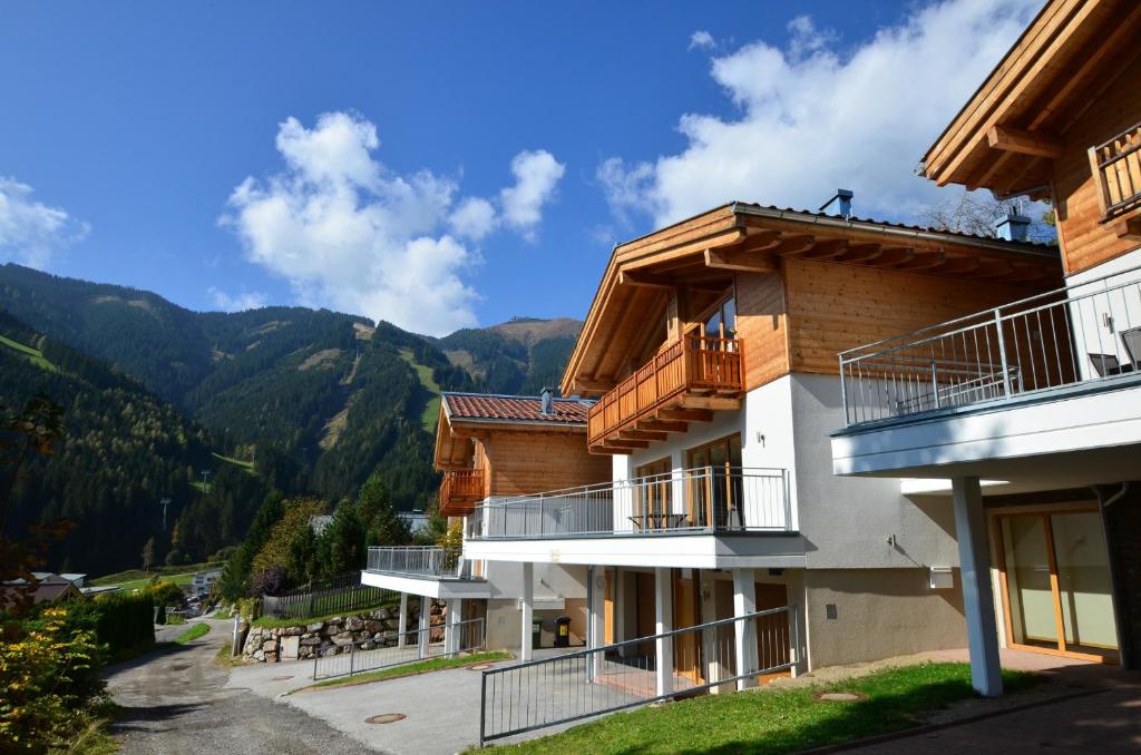 Ski Chalet Jim by All in One Apartments photo