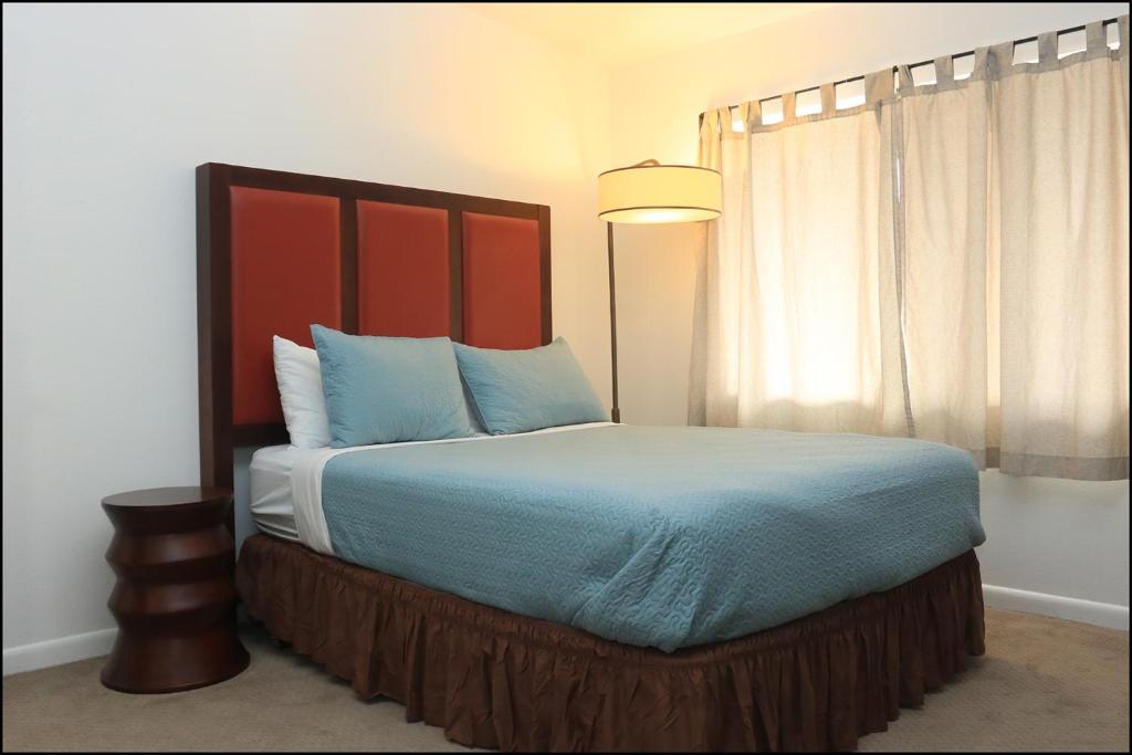 Antler Motel photo