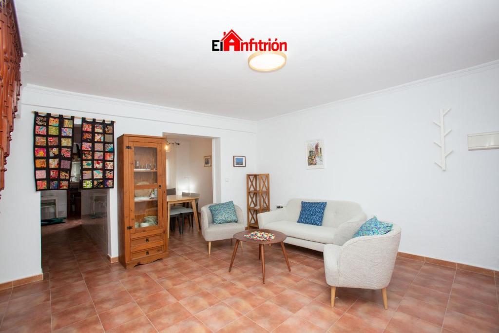 El Anfitrión - La Cómoda - 3