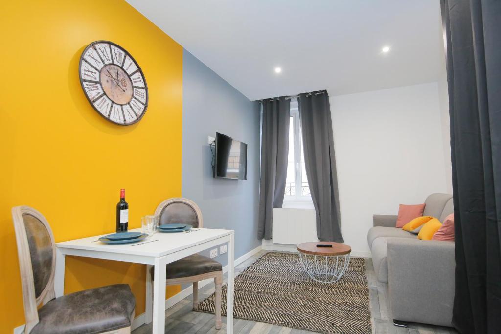 Les Poissons, T2 hypercentre chic et cosy, Wifi par SOVALFI - 1