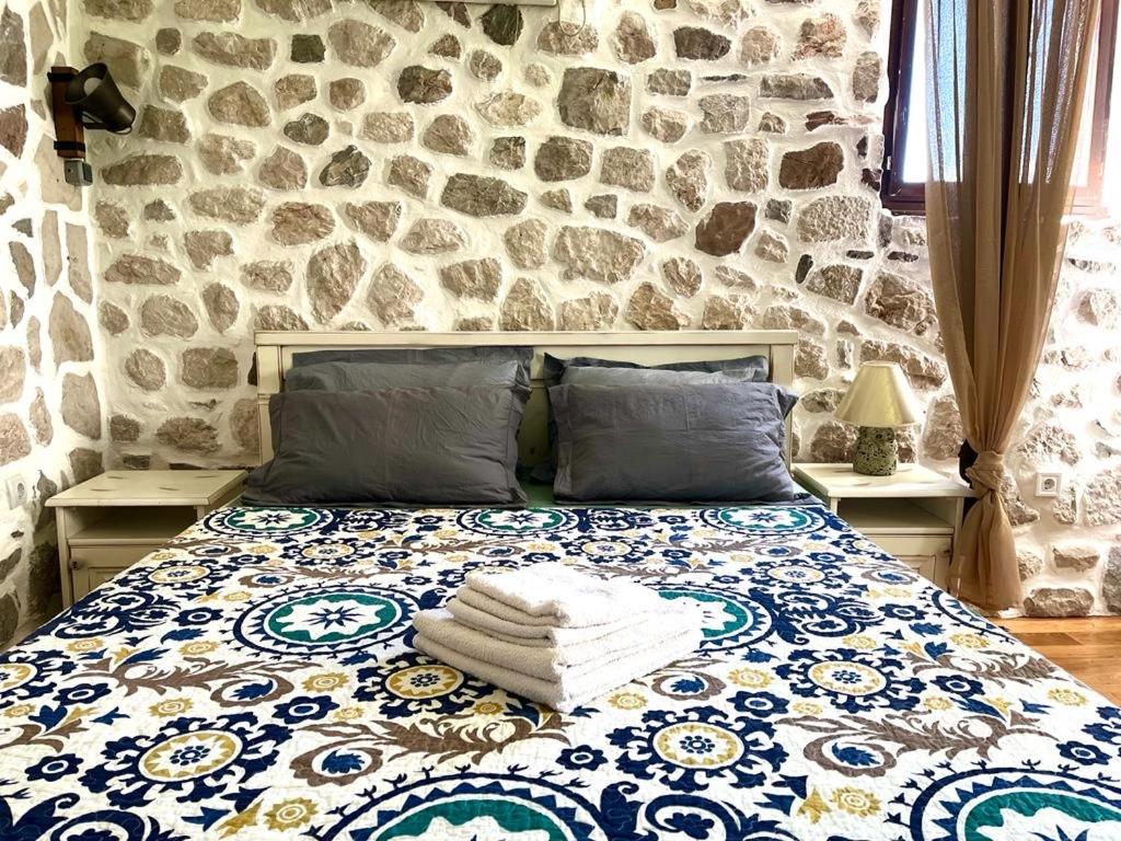 Una Apartments — Hotel in Kotor