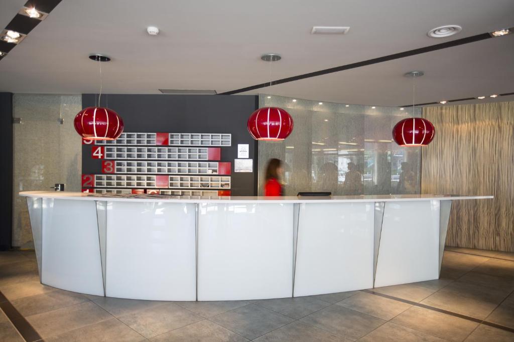 フロント・ロビー