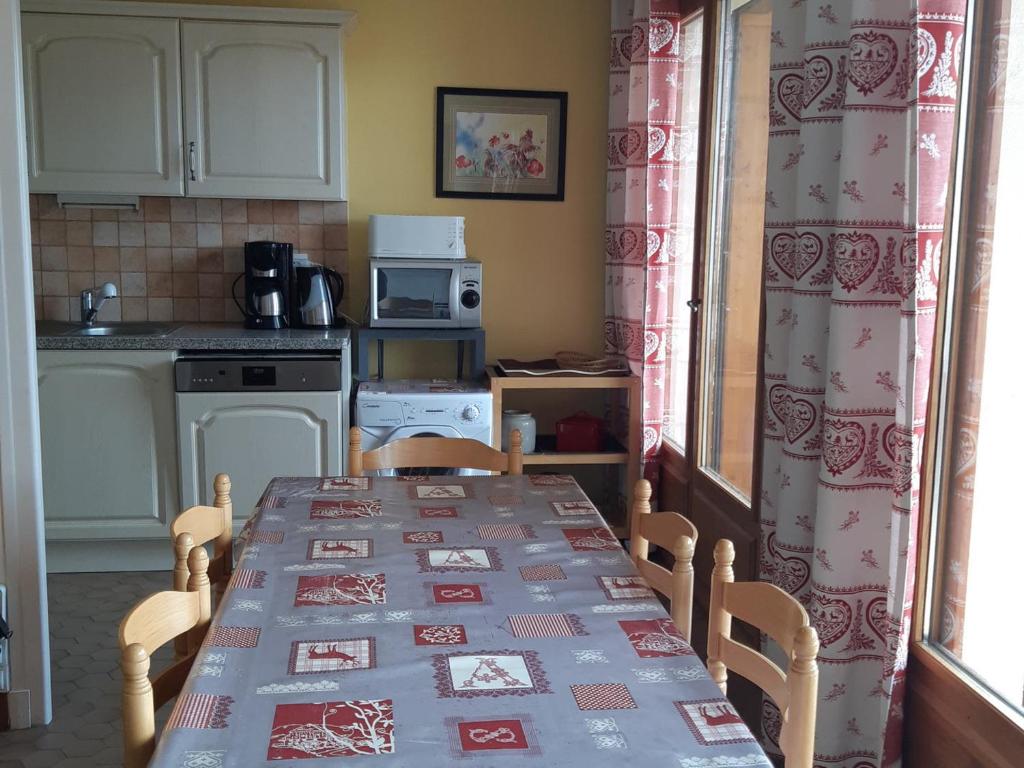 Grand appartement pour 6 personnes proche des pistes - FR-1-516-181 - 4