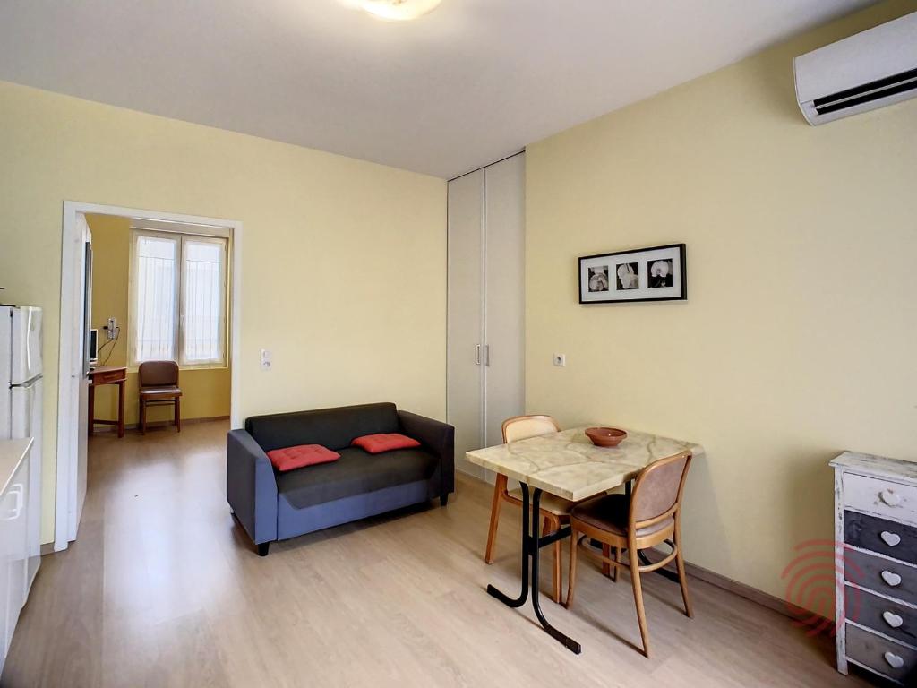 Appartement F2 climatisé avec terrasse et parking, proche des Thermes et du centre - Lamalou les Bains - FR-1-451-164 - 4