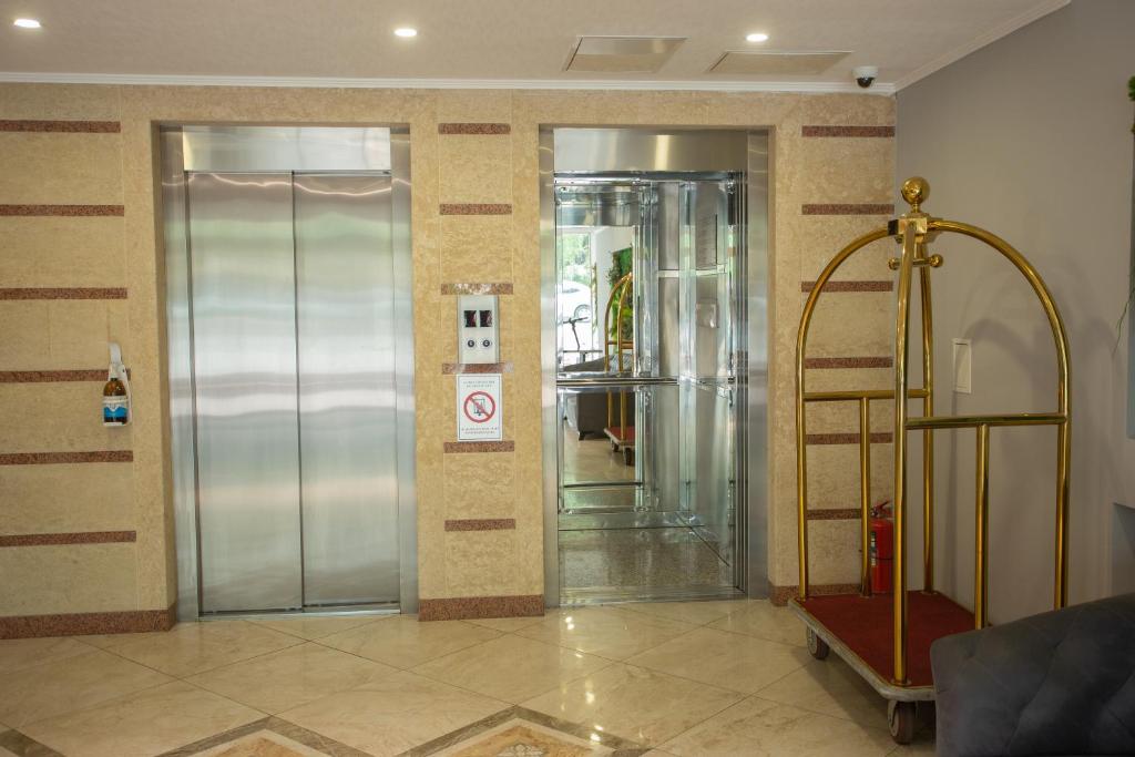B Hotel Bishkek photo