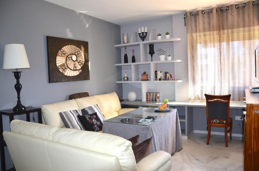 Cozy apartment & free parking - 3