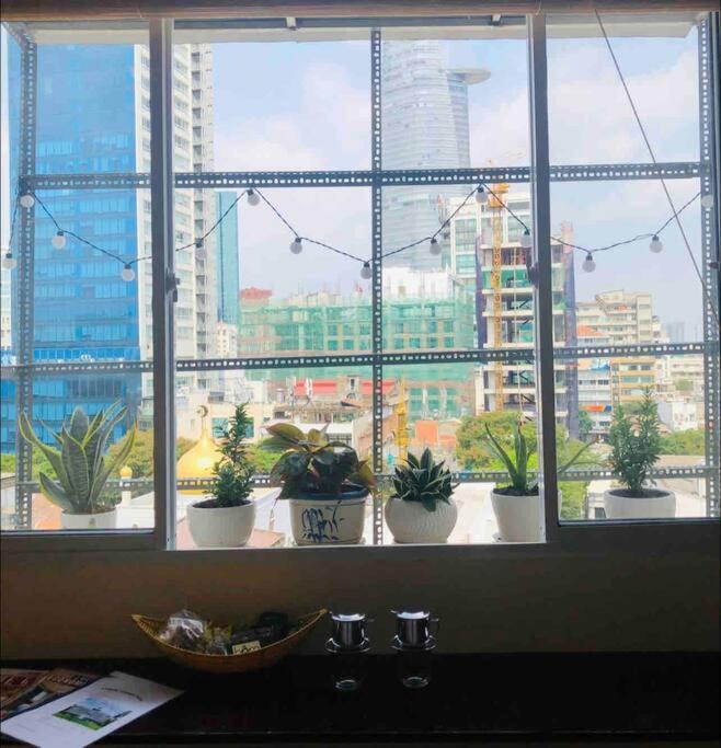 Saigonese lifestyle - Near Ben Thanh Market photo