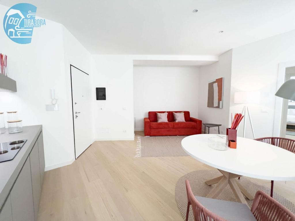 Slataper 12 Tirabora Short Rent - 4