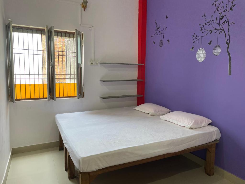 Indra Paying Guest House — Hotel in Varanasi