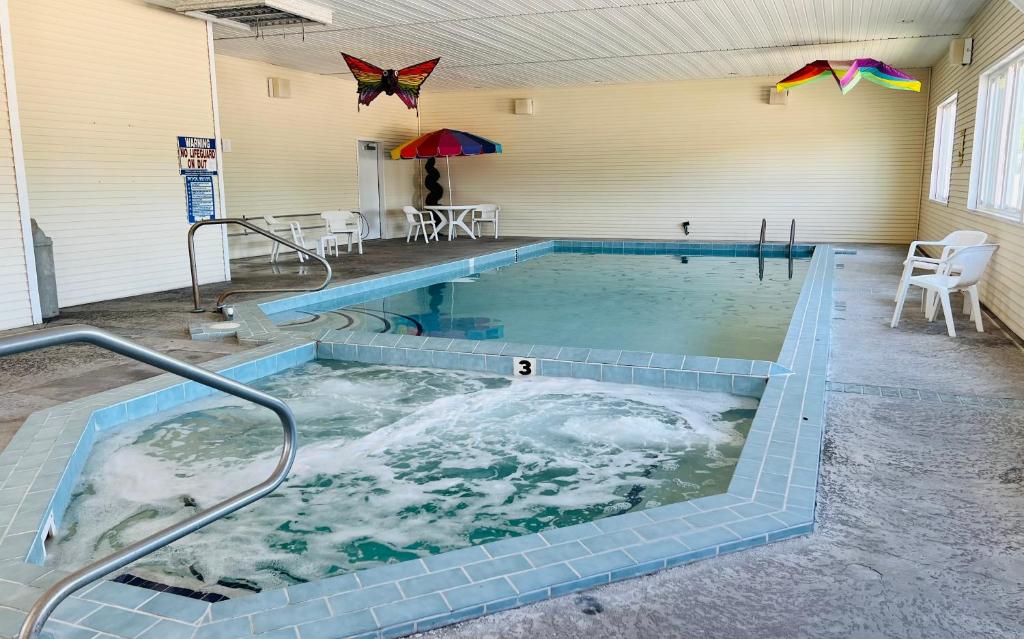 Court Plaza Inn Suites of Mackinaw Mackinaw City (MI) 2023 Updated Court Plaza Inn Suites of Mackinaw Mackinaw City (MI) 2023 Updated