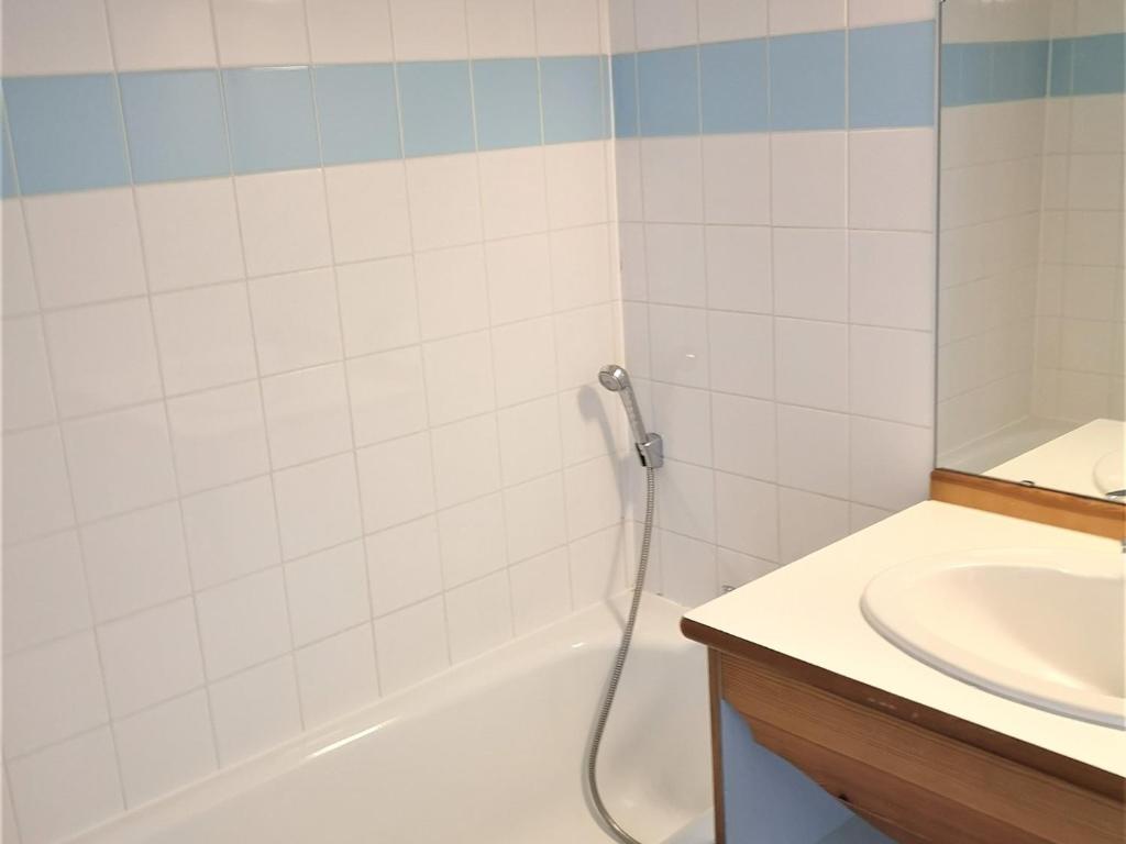Appartement rénové 6 pers, balcon, parking - FR-1-504-484 - 3