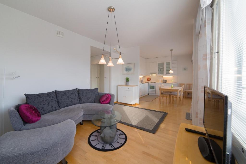 One-Bedroom Apartment with Sauna
