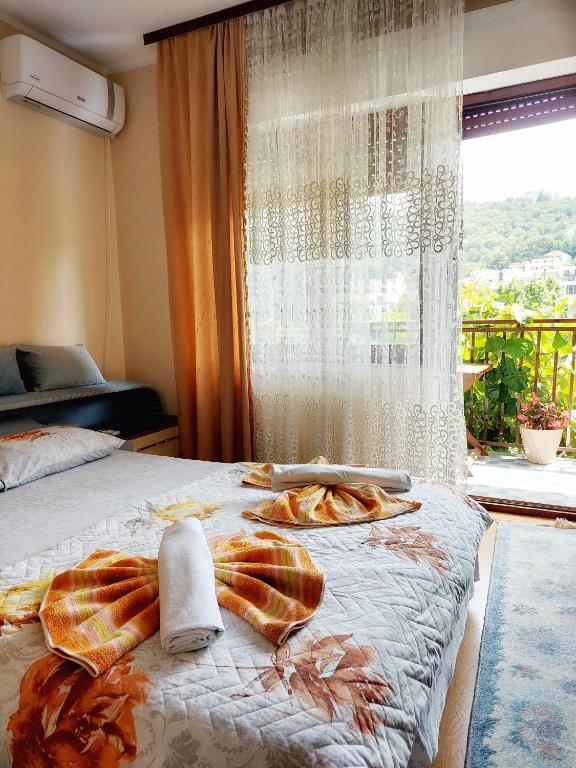 Guesthouse DONA photo