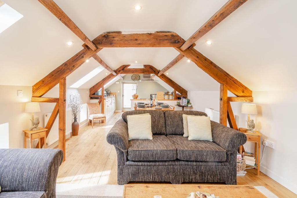 Upstairs Downstairs Cottage photo 2