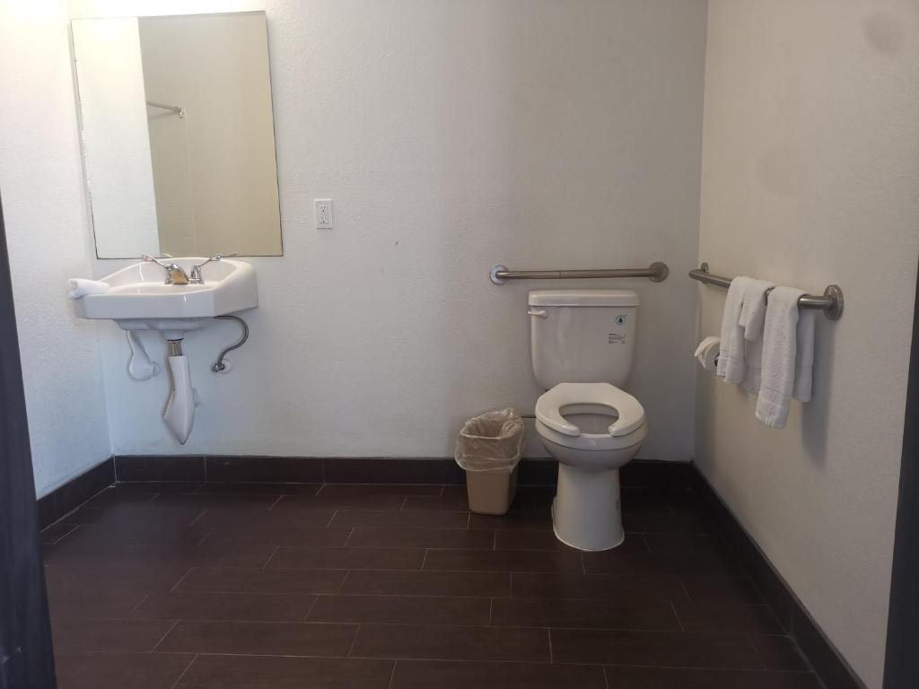 Emblaze Hotel photo