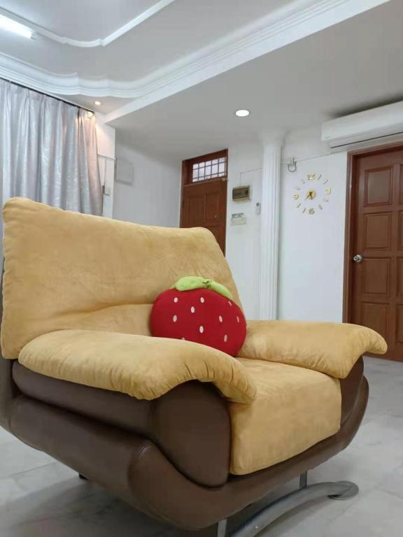 12 to 16 Guests Homestay - Happy Home Taman Bukit Kempas photo