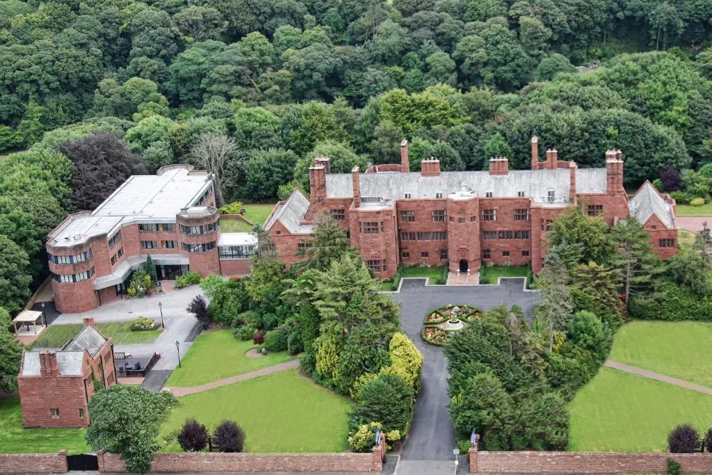Abbey House Hotel, hotel in Barrow in Furness