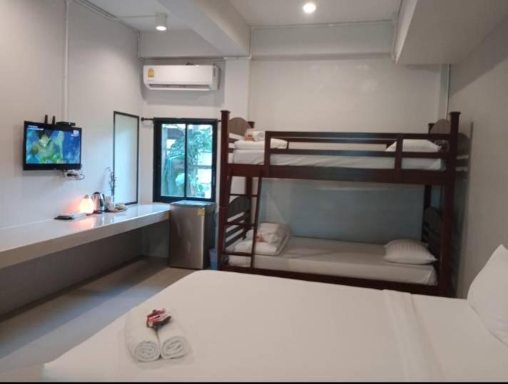 Pugdee Hotel photo
