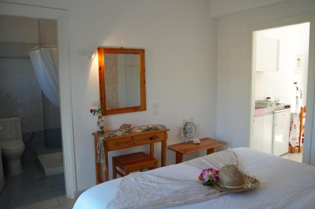 Odyssia Apartments photo