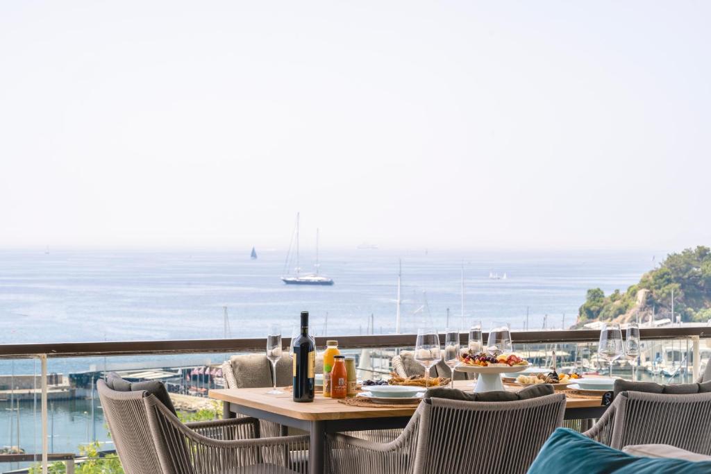 Divine Residence, a SeaView Retreat, By ThinkVilla, Pireus