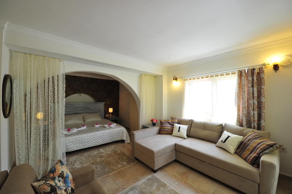 Karianda Hotel photo