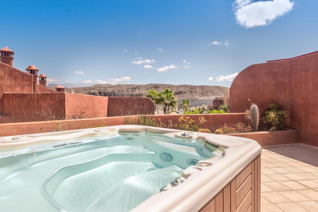 Alzaro 1-2 DELUXE SEA VIEW & JACUZZI 3B - 1