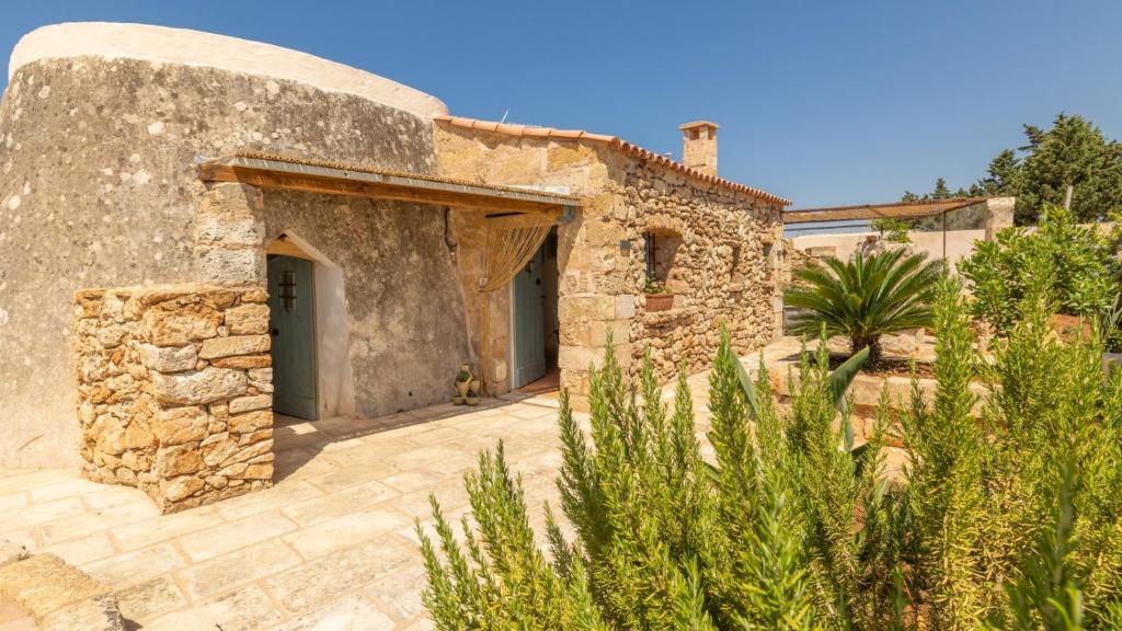 Trullo Mmammineddhu by Salento Affitti, Torre San Giovanni Ugento