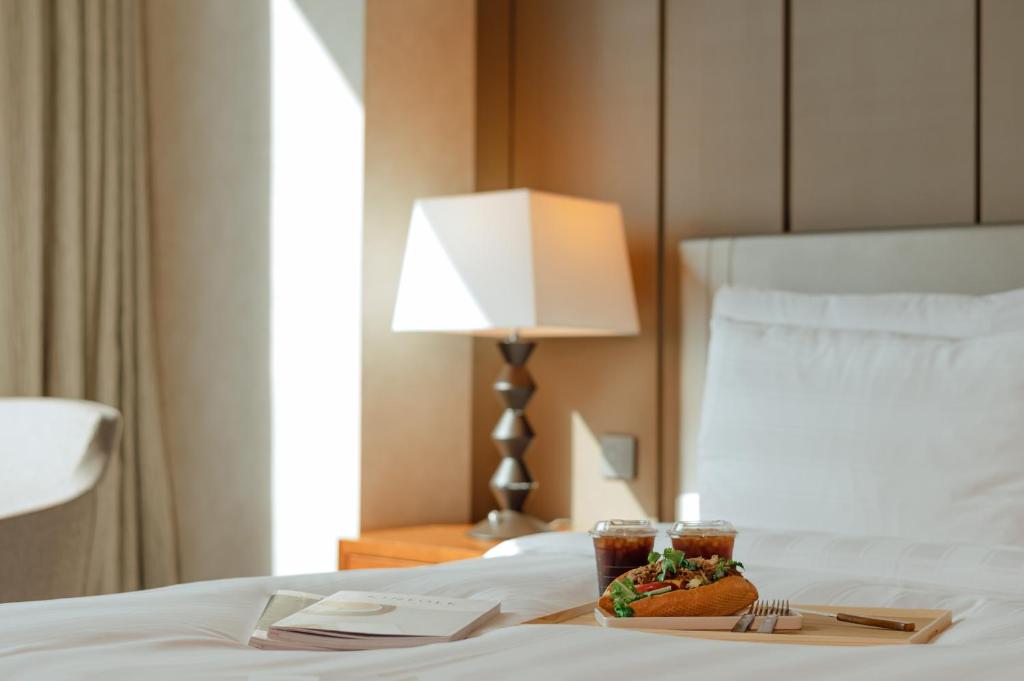 Dining Image
