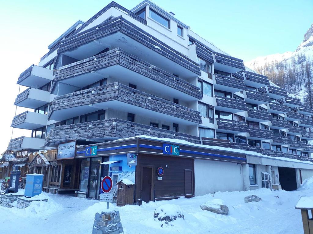 Appartement lumineux au centre de Val-d'Isère - FR-1-518-106 - 2