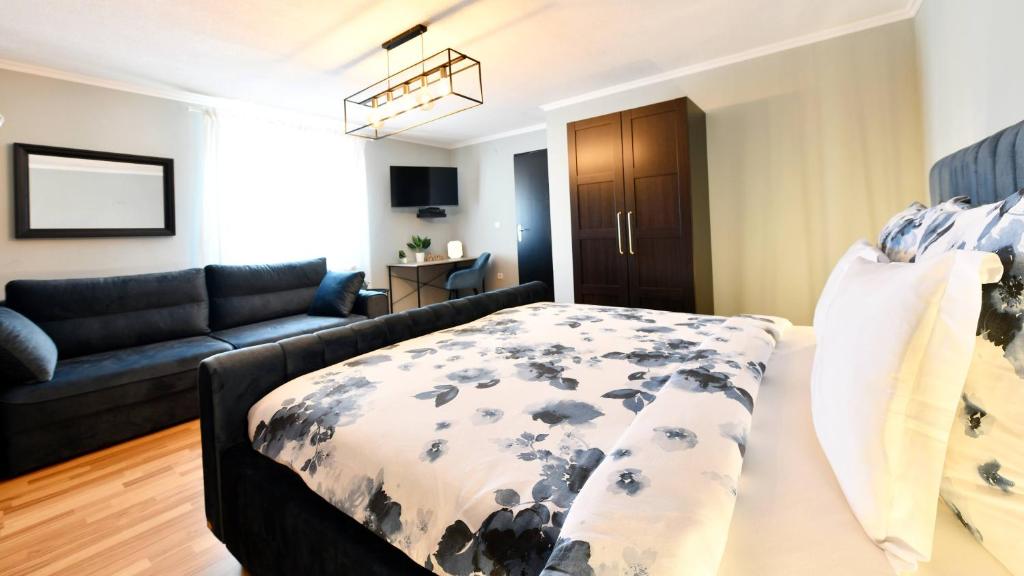 Apartments Green Park Plitvice — Hotel in Rakovica