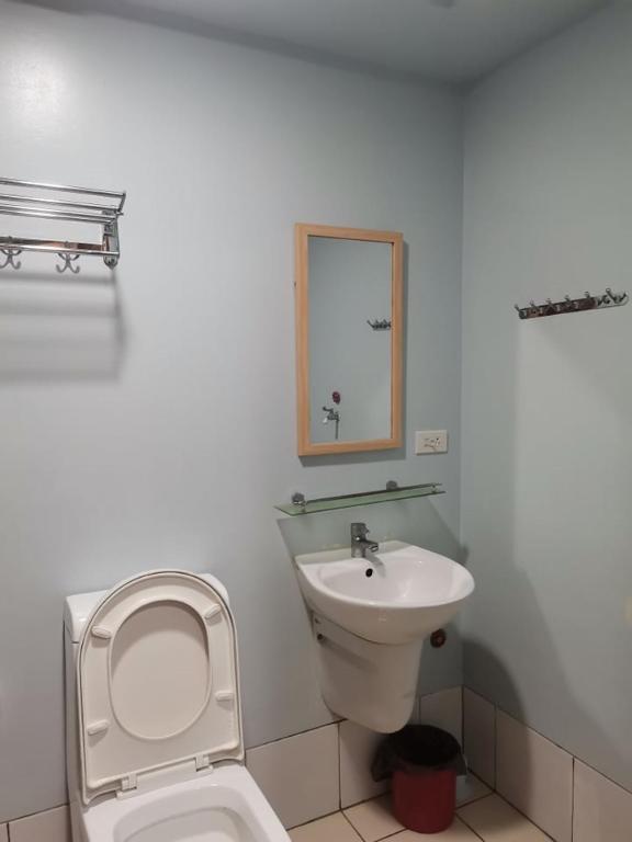 HORIZON 101 A6 beside Mango bar,Robinson mall,free pool,wifi,kitchen photo