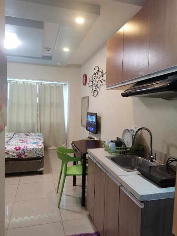 HORIZON 101 A6 beside Mango bar,Robinson mall,free pool,wifi,kitchen photo