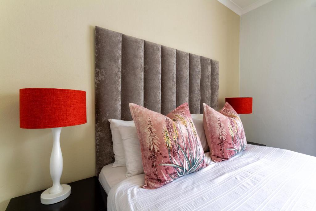 34 NOLE, 2 bed 2 bath apartment, Midrand