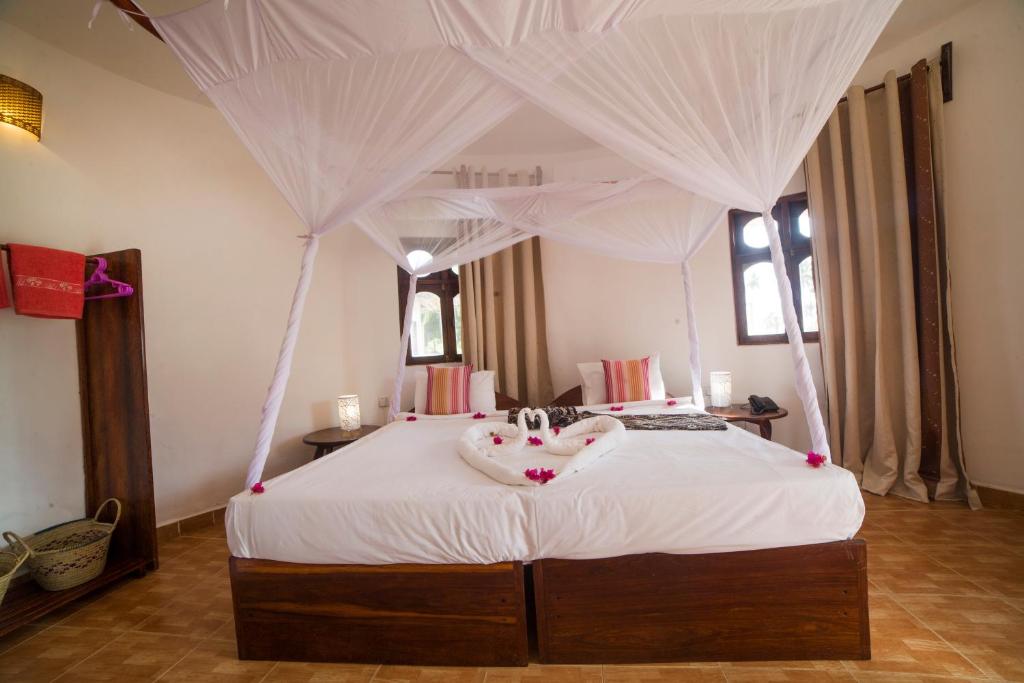 Antonio Beach Tree House Hotel & Spa photo
