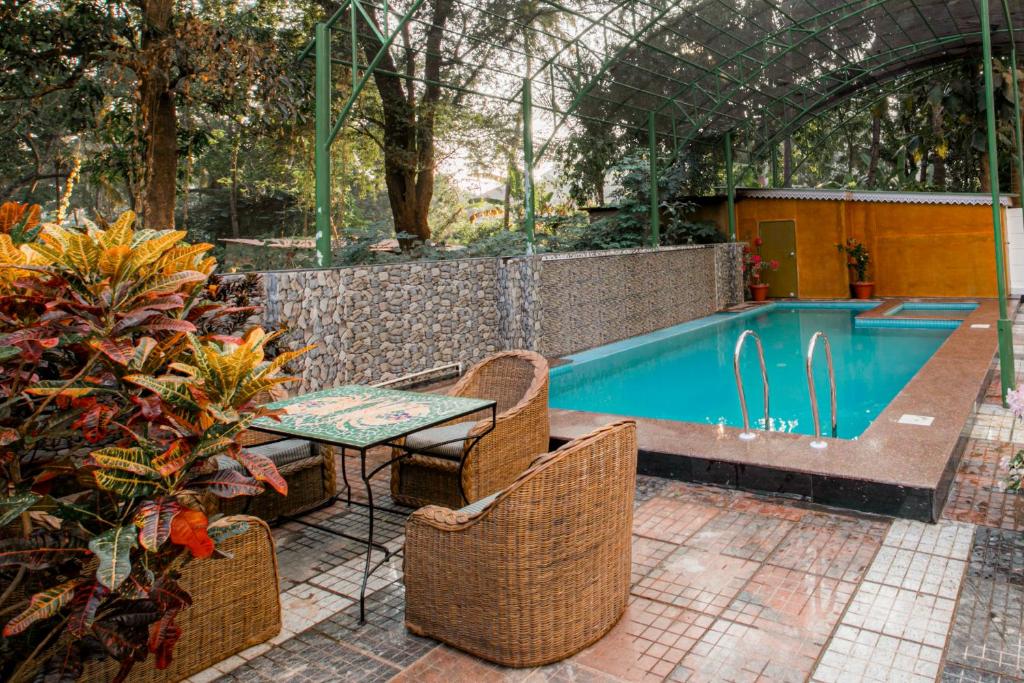 Hotel Raj Resort photo