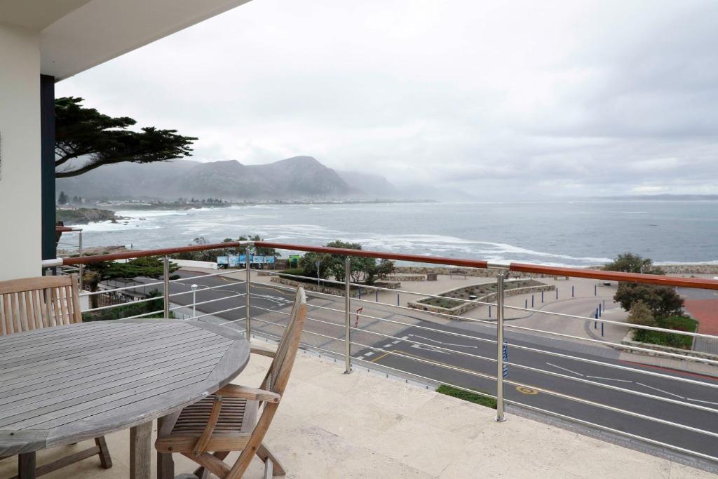 Hermanus Seaview Apartment, Hermanus