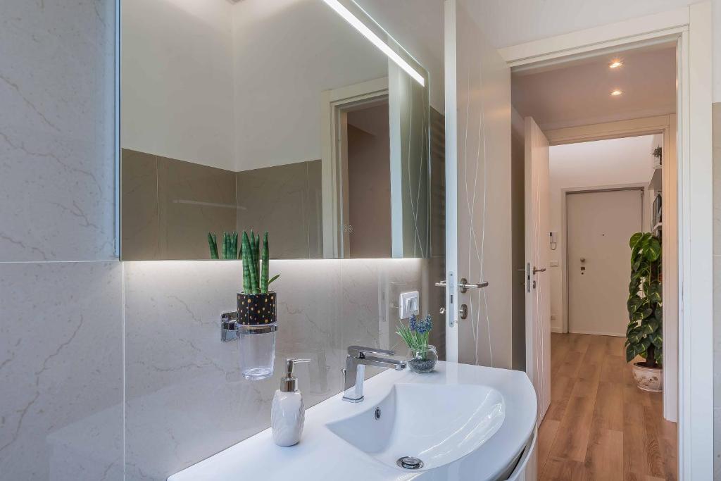 Luxury apartment area Malpensa photo