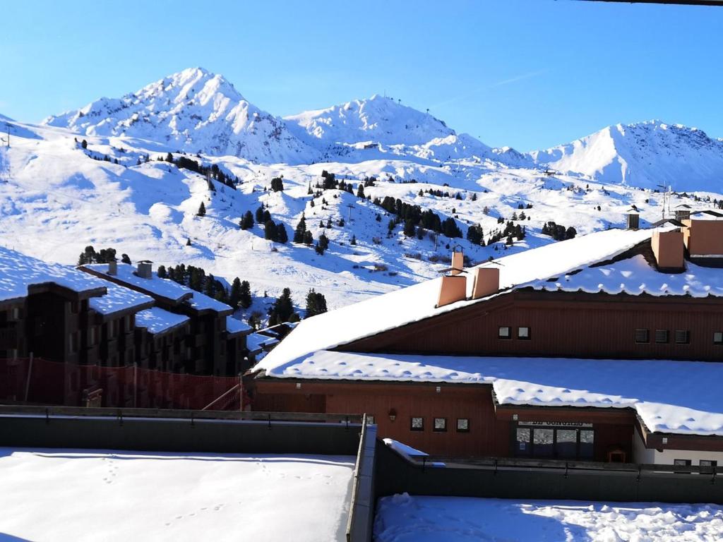 Appartement rénové · Pied des pistes · Animaux admis · Parking · 5 pers - 5