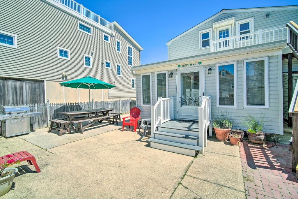 Quaint Jersey Shore Apt Walk to Beaches!