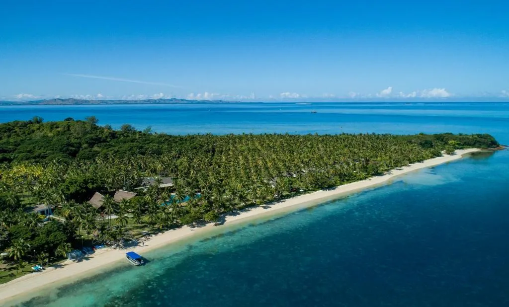 Lomani Island Resort & Spa，位于马洛洛莱莱的酒店