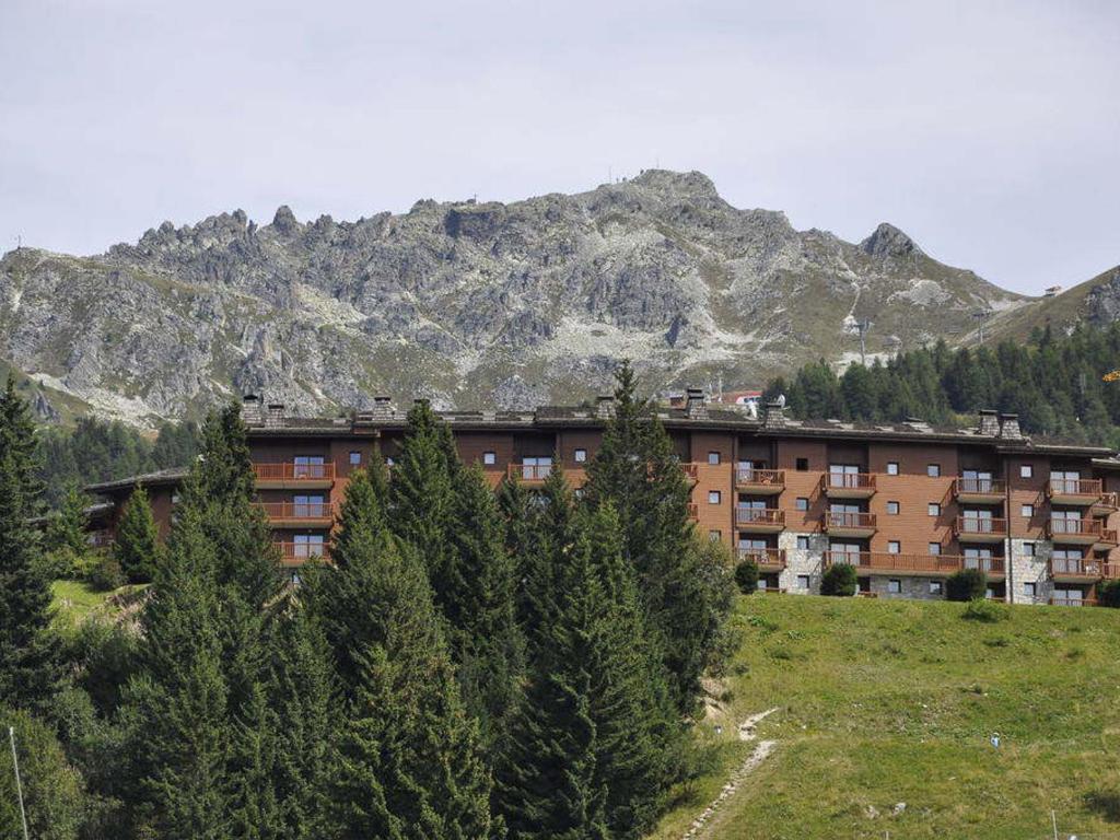Appartement lumineux au calme avec balcon et accès skis aux pieds - FR-1-346-397 - 4