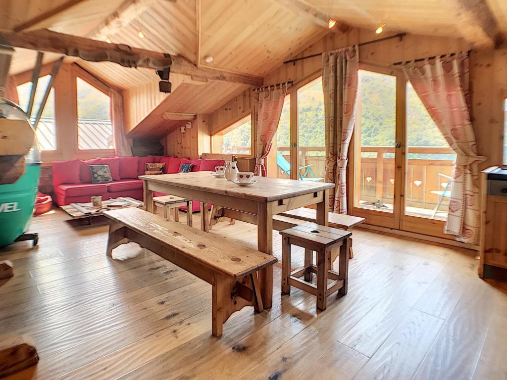 Chalet montagnard 8 pers. avec balcon et WIFI - FR-1-344-791 - 2
