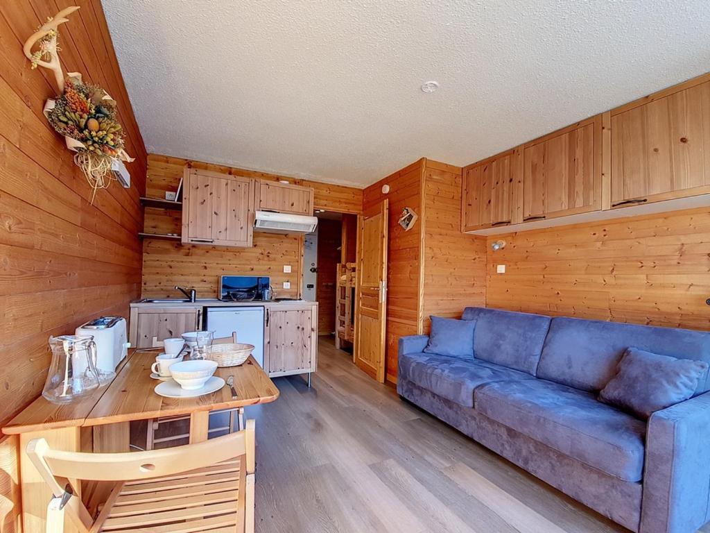 Studio rénové ski aux pieds avec balcon, 3 pers - FR-1-344-890 - 2