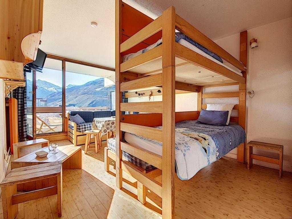 Studio lumineux avec balcon aux pieds des pistes - FR-1-344-1074 - 2
