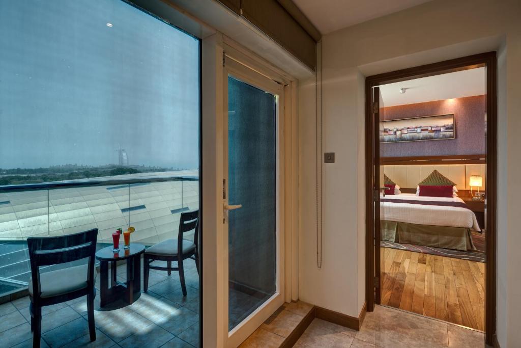 Balcony/terrace, Rose Park Hotel Al Barsha in Dubai