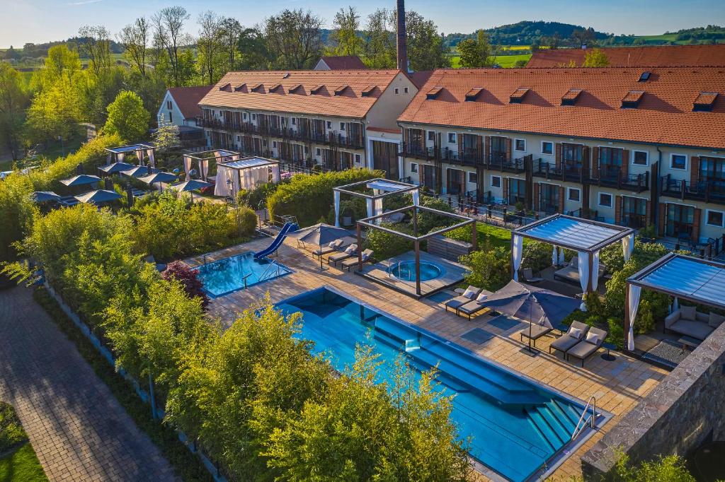 Resort Capi Hnizdo — Hotel in Olbramovice Ves