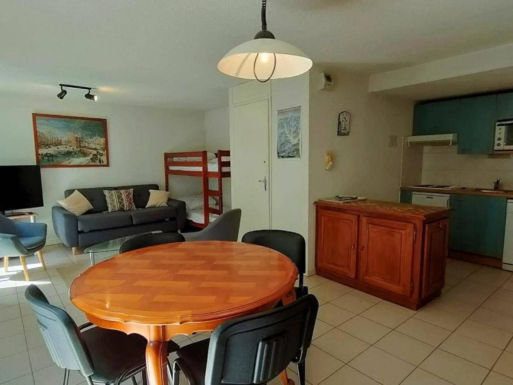 Appartement 6/8 personnes Centre Ville Cauterets - FR-1-234-78 - 5