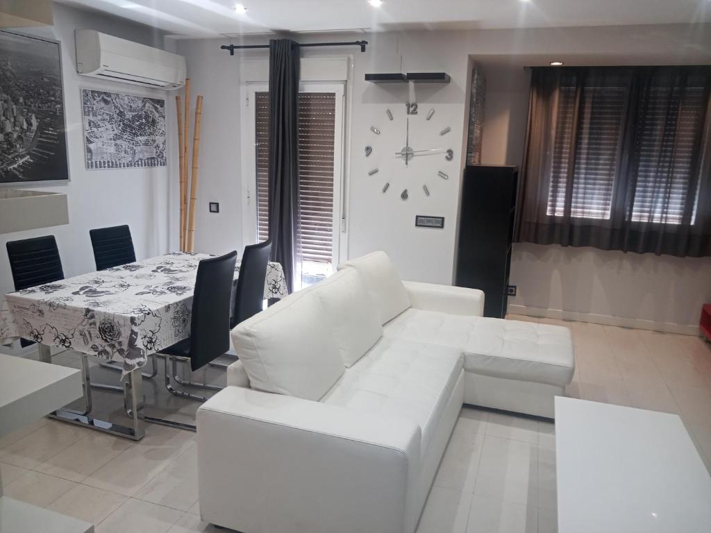 apartamento COLON !!PARKING PRIVADO GRATUITO !! - 5