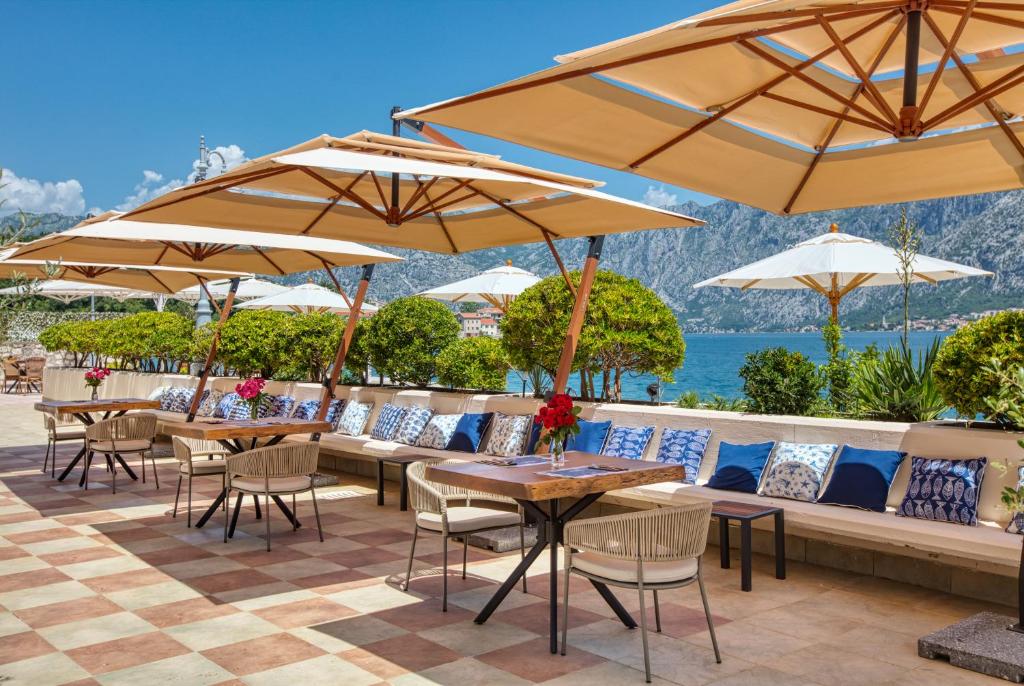 Hotel Splendido — Restaurant & bars in Kotor, Kotor Municipality